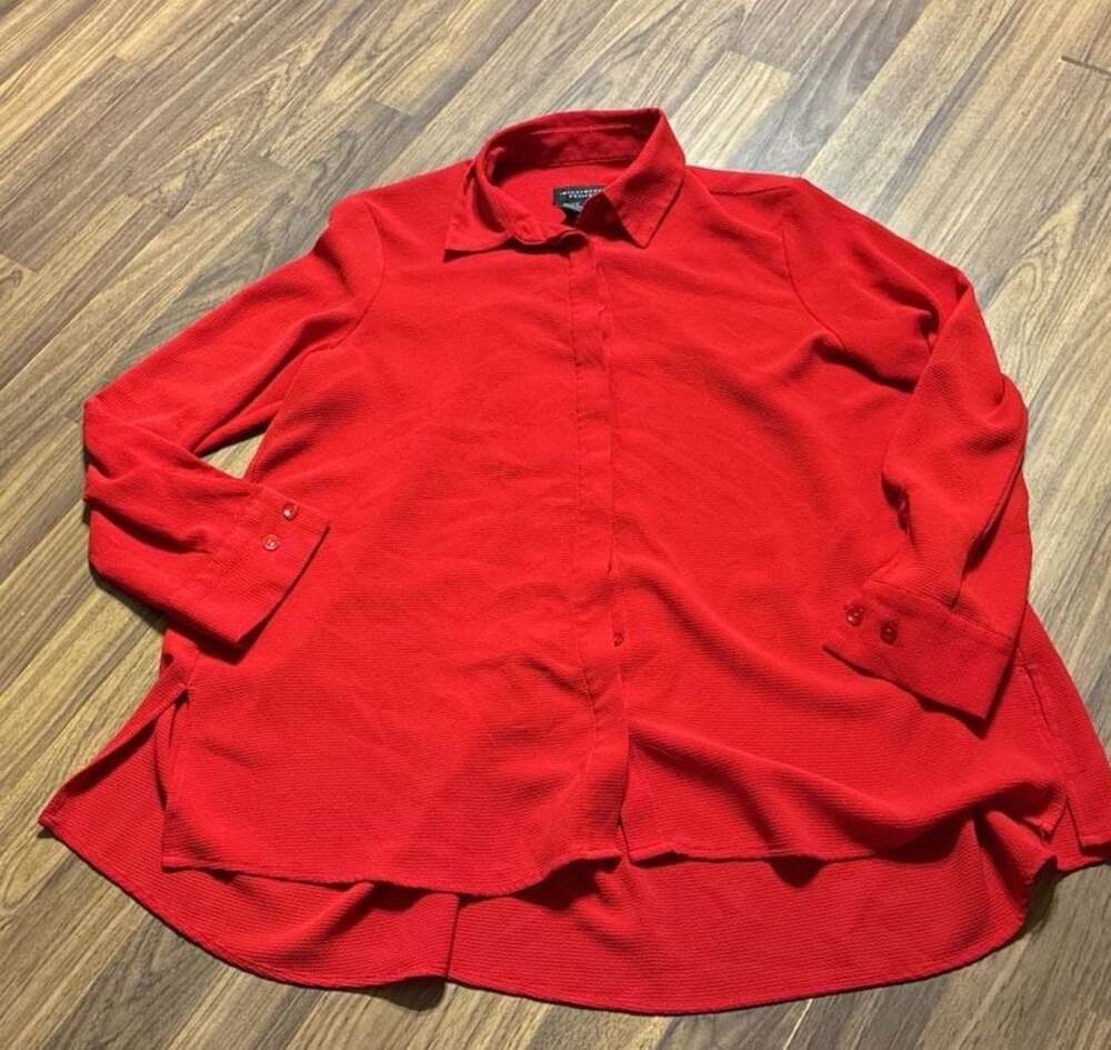 Investments Petites Women's Red Button-Down Long Sleeve Blouse